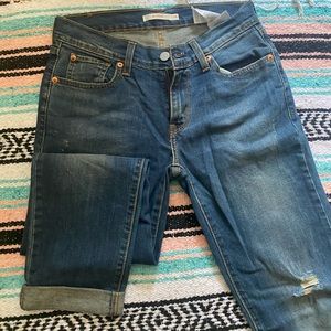 Levi’s boyfriend ankle jeans